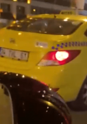 سائق تاكسي