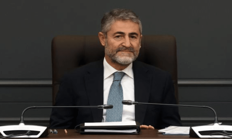 وزير المالية التركي