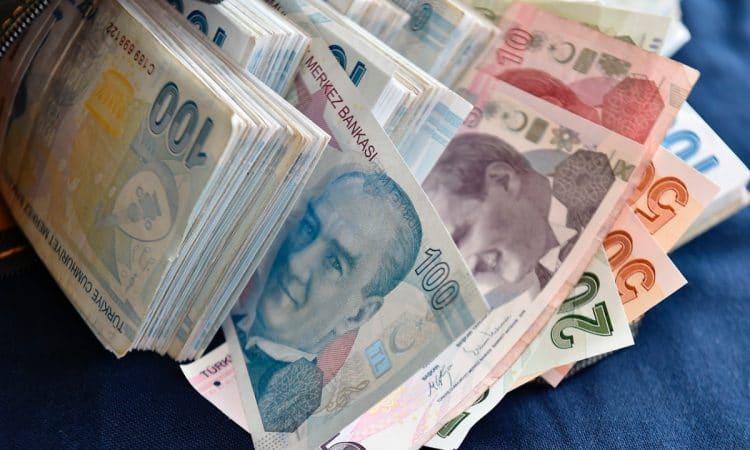 أسعار صرف العملات الأجنبية مقابل الليرة التركية .. الثلاثاء 15 مارس