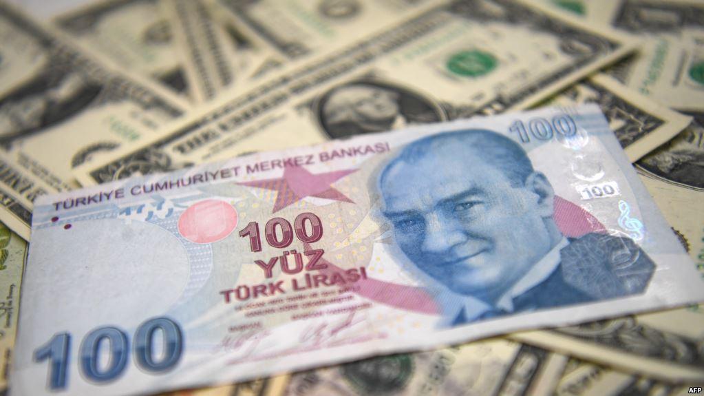 الليرة التركية مقابل الدولار