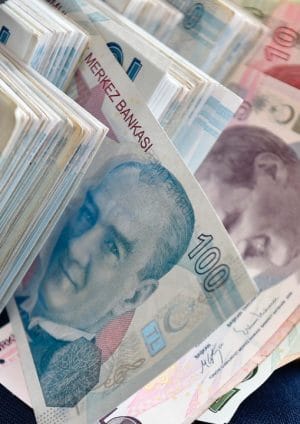 أسعار صرف العملات الأجنبية مقابل الليرة التركية .. الثلاثاء 15 مارس