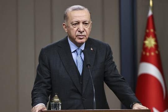 الرئيس أردوغان يرسل تعازيه لأسر الشهداء